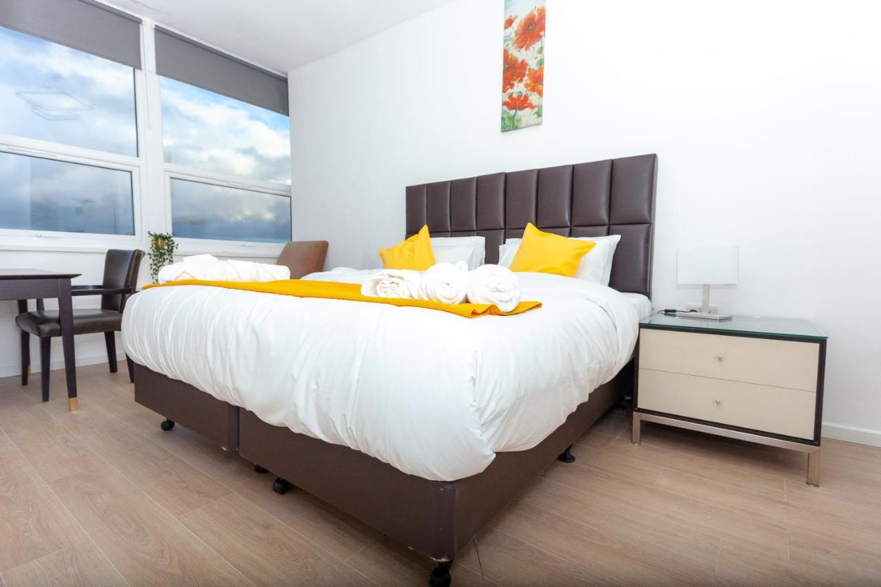 One Bedroom Apartment Serviced Apartment Smethwick Flat 313 버밍엄 외부 사진